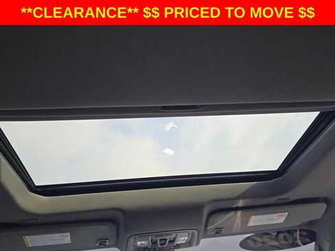 Used 2020 Chevrolet Silverado 3500 LTZ w/ Technology Package AWD/4WD image 18