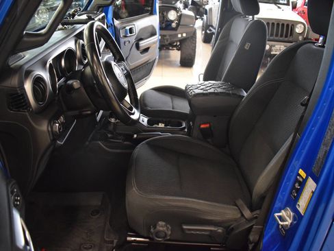 Used 2021 Jeep Gladiator Sport w/ Quick Order Package 24Q 80Th image 50