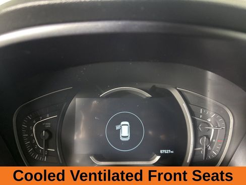 Used 2019 Hyundai Santa Fe FWD image 17