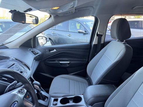 Used 2015 Ford Escape SE FWD image 30