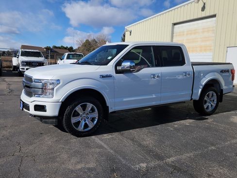 Used 2020 Ford F150 Platinum w/ Equipment Group 701A Luxury image 5
