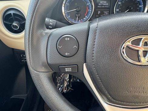 Used 2019 Toyota Corolla LE FWD image 20
