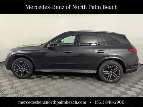 Used 2025 Mercedes-Benz GLC 300 image 3