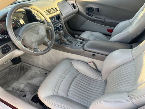 Used 2003 Chevrolet Corvette Base w/ Preferred Equipment Group1 image 16