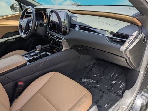 Used 2025 Lexus RX 350 FWD w/ Technology Package image 22