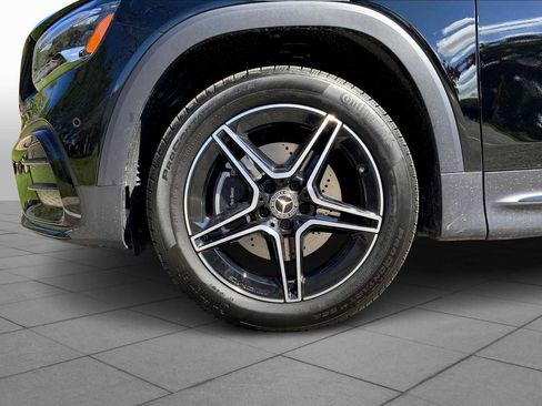 New 2026 Mercedes-Benz GLB 250 4MATIC image 15