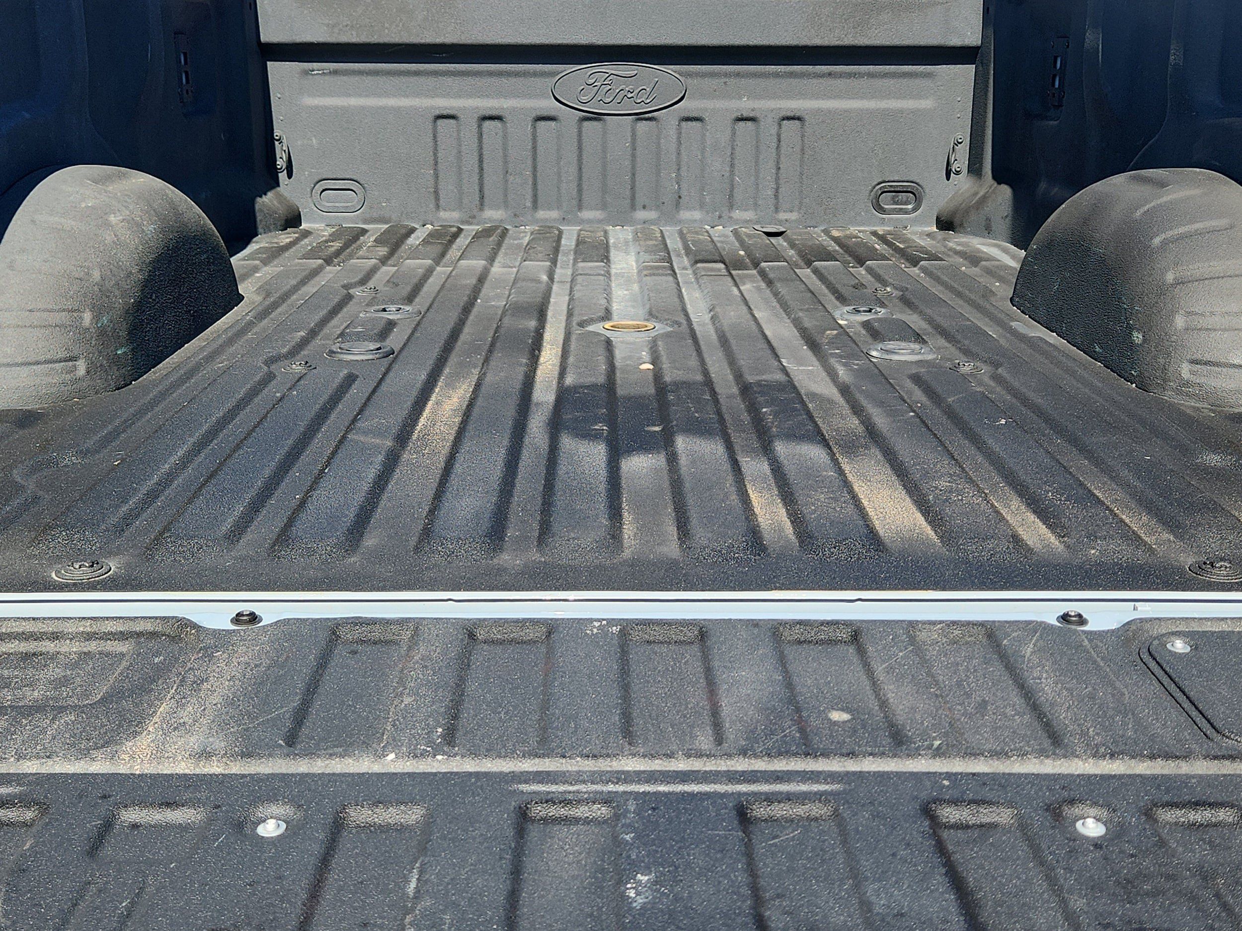 Used 2024 Ford F350 Lariat w/ Lariat Ultimate Package AWD/4WD image 30
