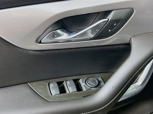 Used 2024 Chevrolet Blazer LT image 9