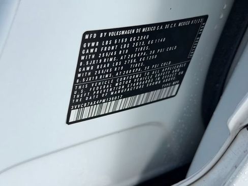 Used 2023 Volkswagen Tiguan SE R-Line FWD image 18