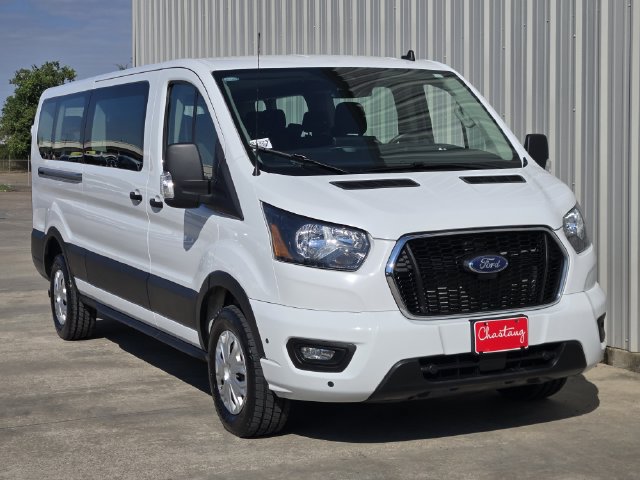 Used 2025 Ford Transit 350 XLT RWD image 5