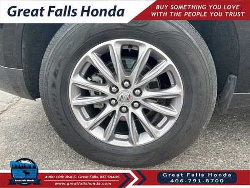 Used 2024 Buick Enclave Premium image 35