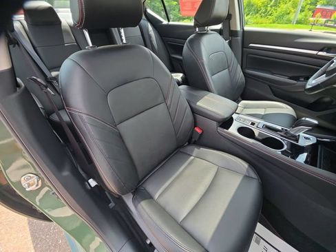 Certified 2025 Nissan Altima 2.5 SR w/ SR Premium Package AWD/4WD image 27