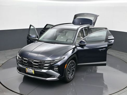 New 2026 Hyundai Tucson Limited AWD/4WD image 30