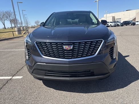 Used 2023 Cadillac XT4 Luxury image 2