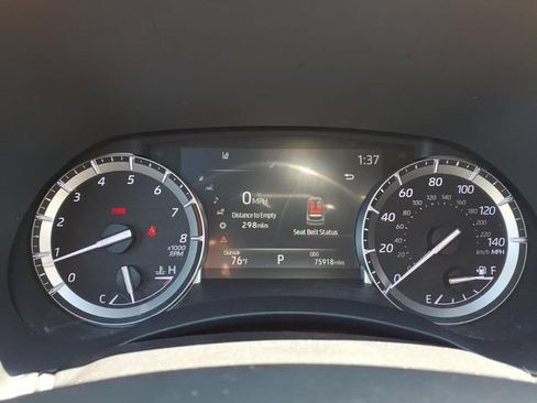 Used 2022 Toyota Highlander Platinum AWD/4WD image 21