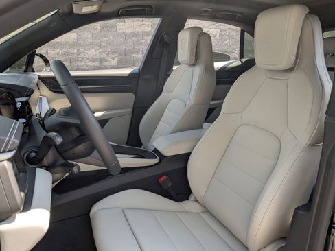 New 2026 Porsche Macan 4 Electric AWD/4WD image 5
