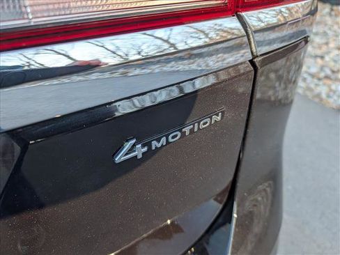 Used 2023 Volkswagen Atlas SE image 24