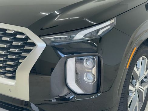 Used 2021 Hyundai Palisade Limited FWD image 12
