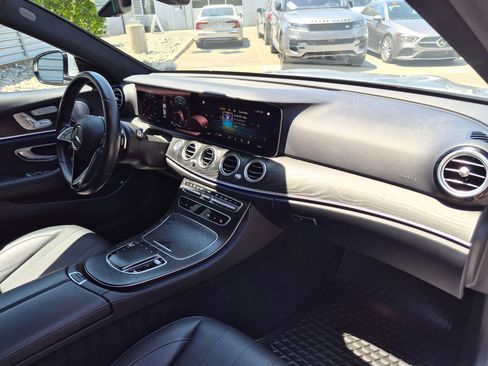 Used 2023 Mercedes-Benz E 350 4MATIC Sedan image 31