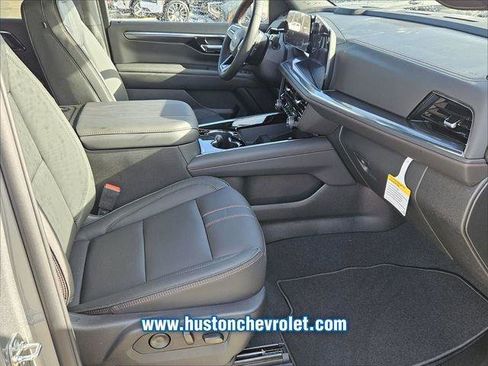 New 2026 Chevrolet Suburban RST w/ Comfort Package AWD/4WD image 16