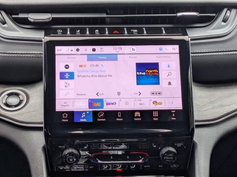 New 2025 Jeep Grand Cherokee Limited image 19