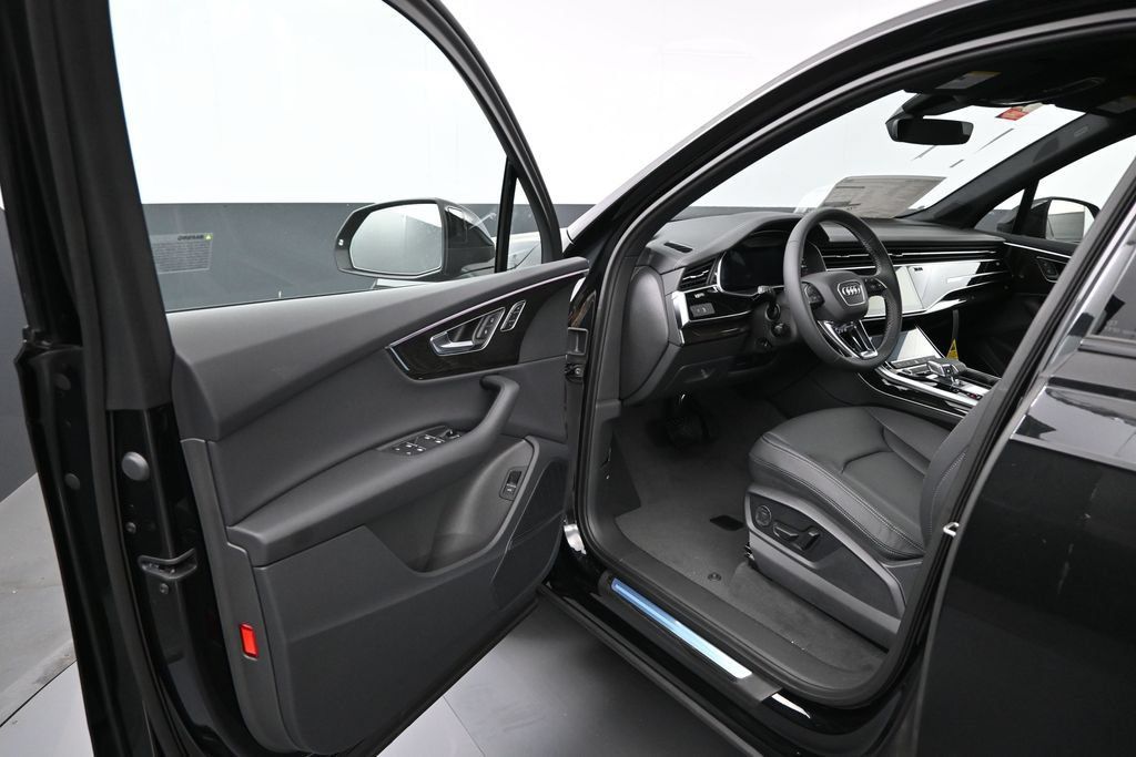 New 2026 Audi Q7 2.0T Premium AWD/4WD image 5