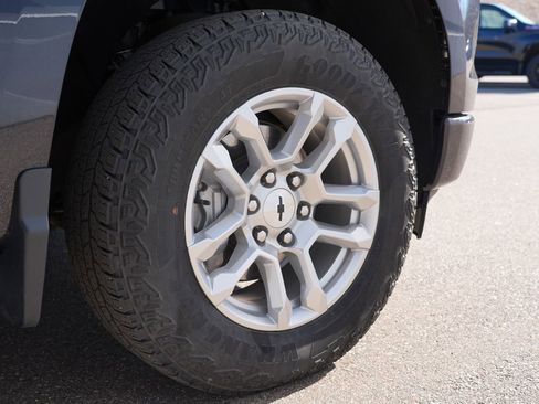 Used 2024 Chevrolet Silverado 1500 RST image 33