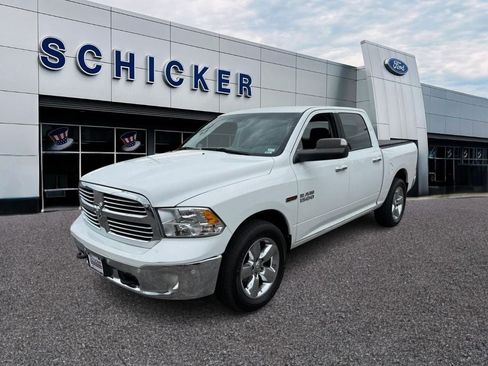 Used 2016 RAM 1500 Big Horn w/ Luxury Group AWD/4WD image 4
