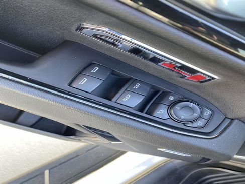 Used 2023 GMC Sierra 1500 AT4 w/ AT4 Premium Package image 18