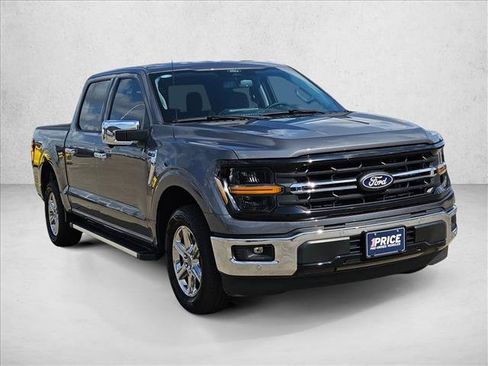 Used 2025 Ford F150 XLT w/ Equipment Group 302A MID RWD image 3