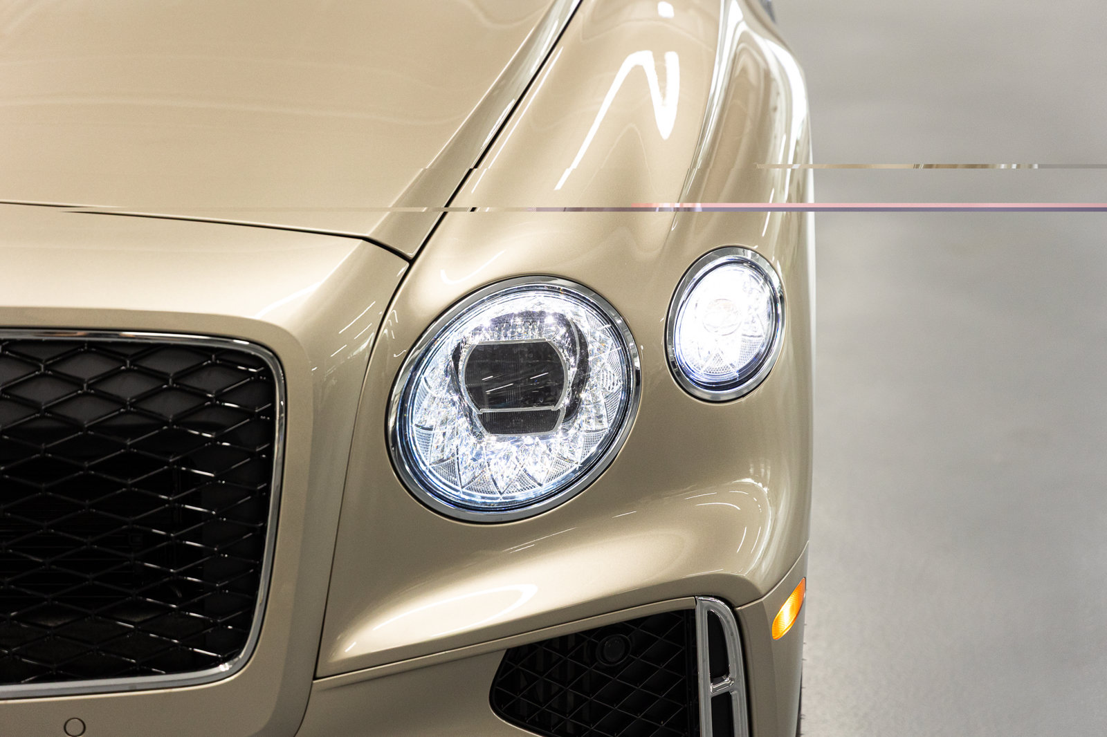 Used 2026 Bentley Flying Spur V8 AWD/4WD image 9