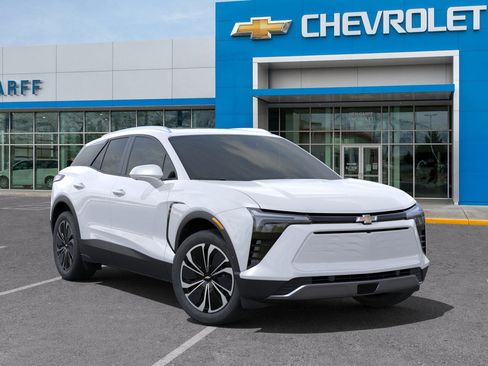 New 2025 Chevrolet Blazer EV LT w/ Super Cruise Package image 9