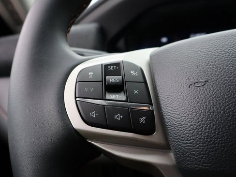 New 2026 Ford Explorer Active image 28