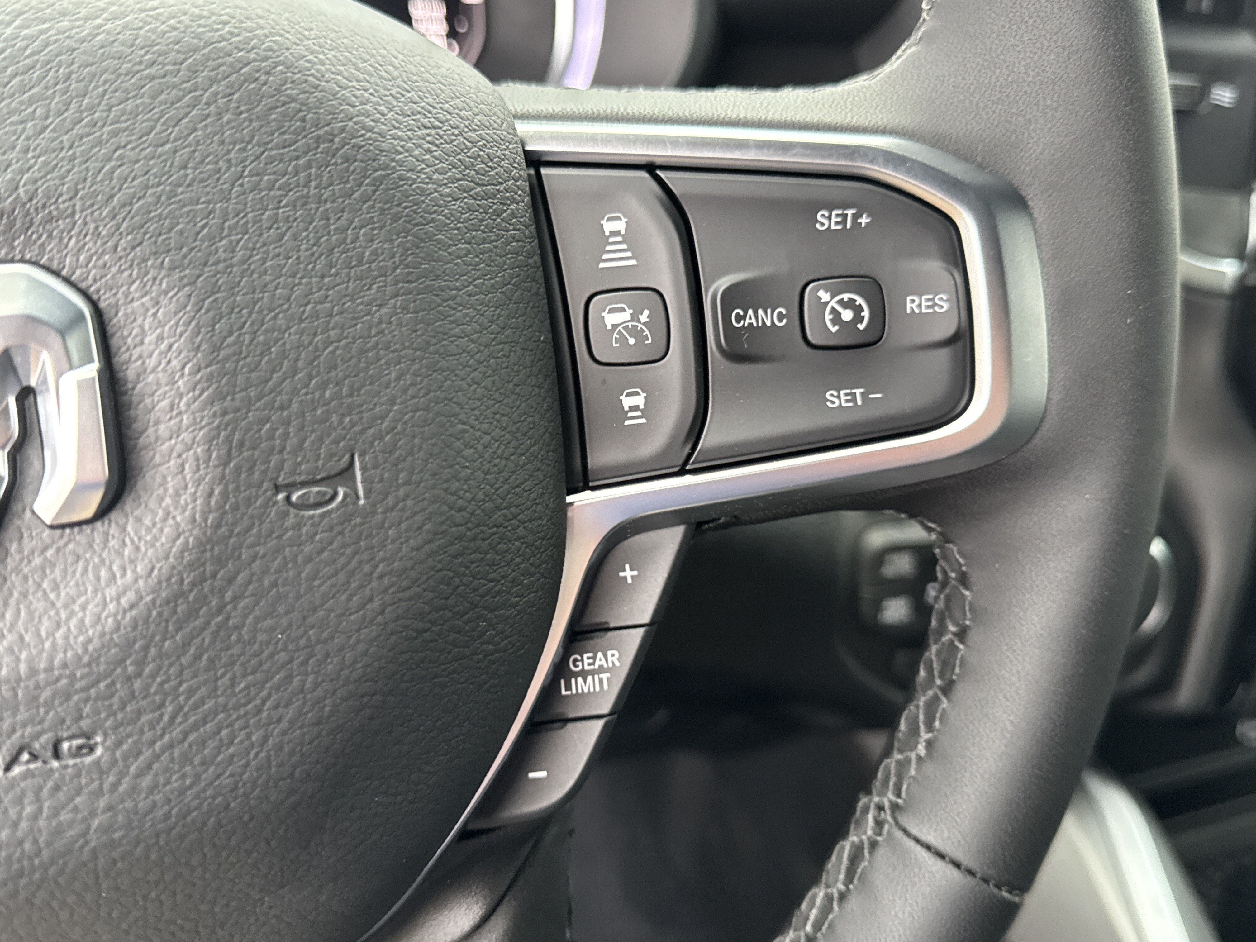 New 2026 RAM 1500 Big Horn AWD/4WD image 32