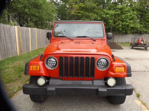 Used 2004 Jeep Wrangler X w/ Wheel Plus Group AWD/4WD image 8