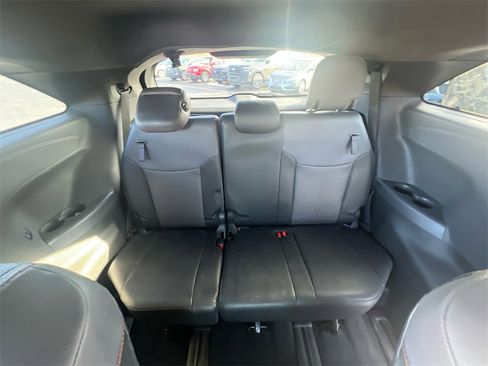 Used 2024 Toyota Sienna XSE image 34