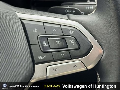 Certified 2025 Volkswagen Atlas SE image 21