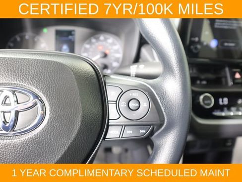 Used 2025 Toyota Corolla Cross AWD Hybrid image 23