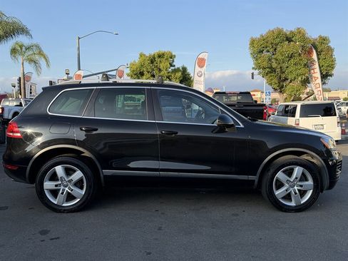 Used 2012 Volkswagen Touareg Hybrid AWD/4WD image 24