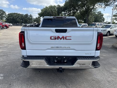 Used 2026 GMC Sierra 1500 SLT RWD image 10