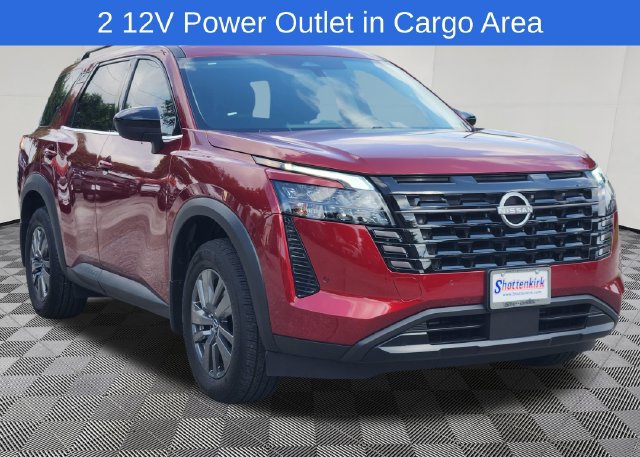 Used 2026 Nissan Pathfinder SV w/ SV Premium Package FWD image 3
