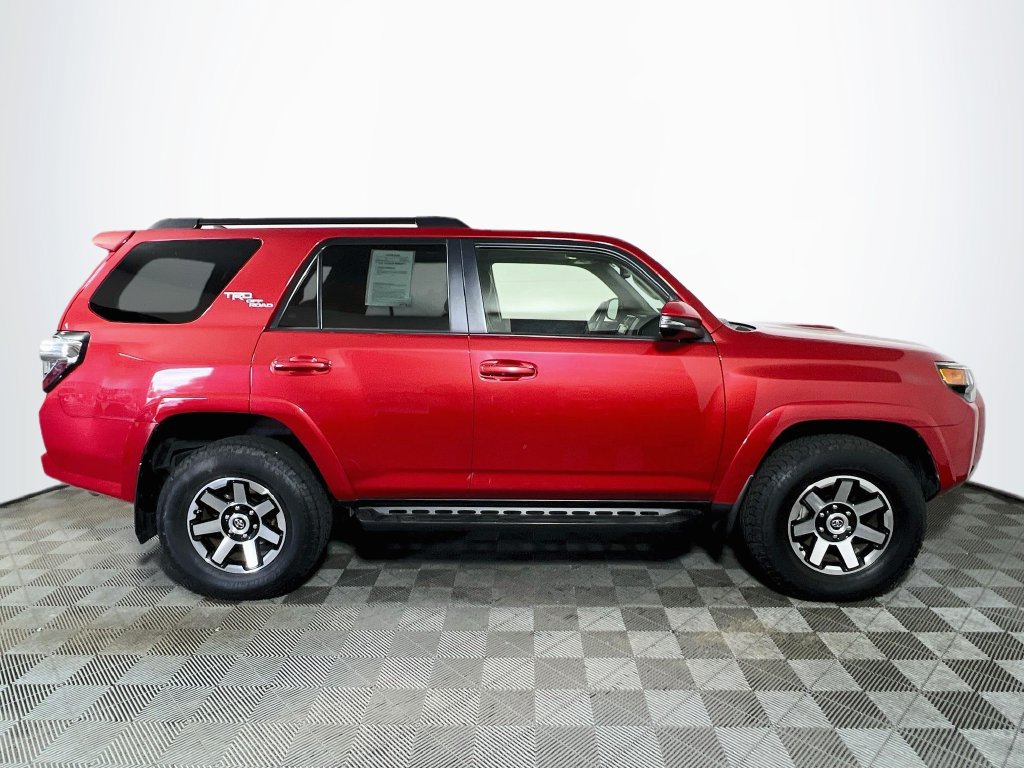 Certified 2020 Toyota 4Runner TRD Off-Road Premium w/ Moonroof Package AWD/4WD image 8