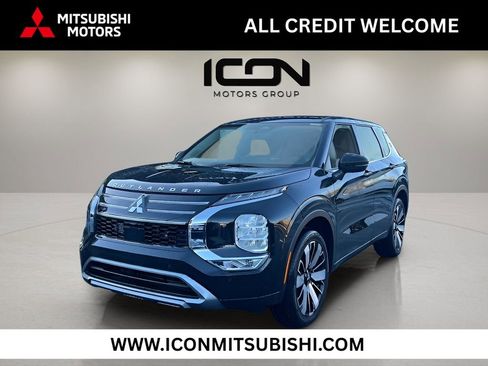 New 2026 Mitsubishi Outlander SE AWD/4WD image 1