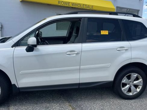 Used 2014 Subaru Forester 2.5i Limited AWD/4WD image 4