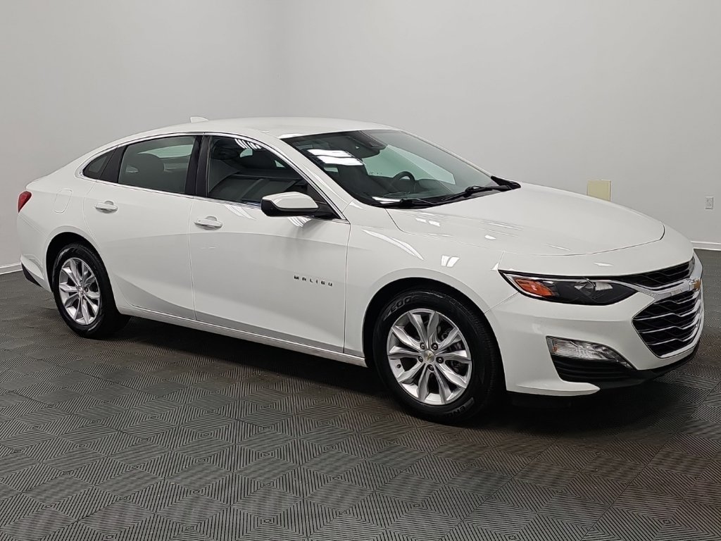 Used 2024 Chevrolet Malibu LT FWD image 3