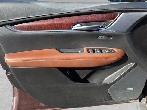 Certified 2023 Cadillac XT5 Premium Luxury image 9