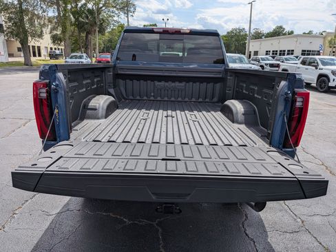New 2026 GMC Sierra 2500 Denali w/ Denali Reserve Package AWD/4WD image 18