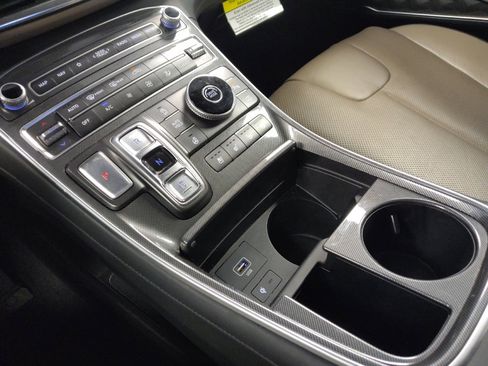Used 2021 Hyundai Santa Fe Limited FWD image 26