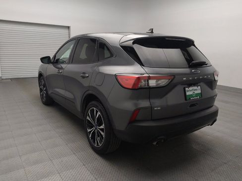 Used 2021 Ford Escape SE w/ SE Sport Appearance Package image 5