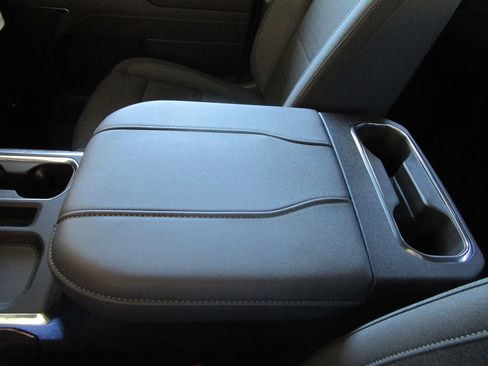 New 2026 GMC Sierra 1500 Elevation image 38